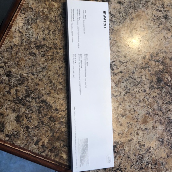 Apple Watch Black 44mm band - Picture 2 of 4